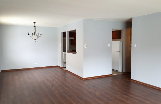 10417 Mansfield Ave - 10417 South Mansfield Avenue, Oak Lawn, IL 60453