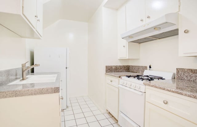 3721 South Bentley Avenue - 3721 South Bentley Avenue, Los Angeles, CA 90034