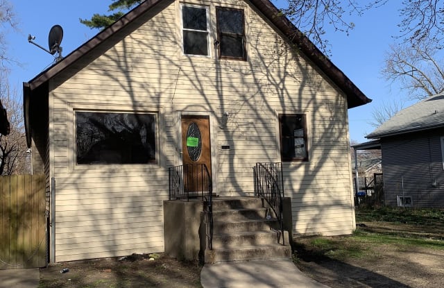 8134 S Burnham Ave - 8134 South Burnham Avenue, Chicago, IL 60617