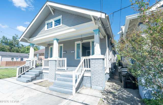 2837-39 O'reilly Street Gallery 1