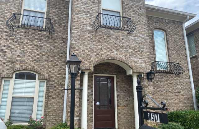 3BR/3BA For Rent Gallery 1