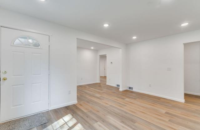 Spacious 4 Bedroom, 2.5 Bath Home with partial unfinished basement – Prelease Today for 11/16/2026 Move-In. Gallery 3