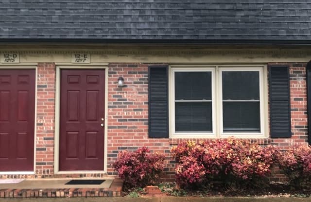 1217 Garrison Lane - 1217 Garrison Ln, Lincolnton, NC 28092