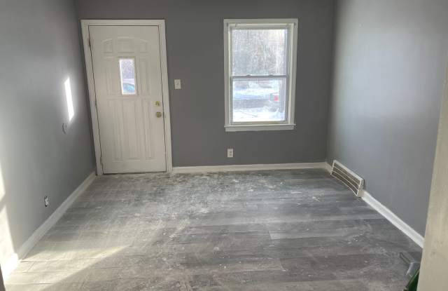 Updated Home In Detroit photos photos