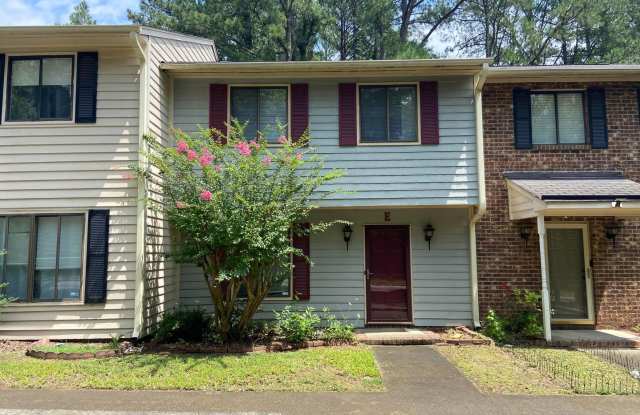 2420 Stadium Dr APT E photos photos