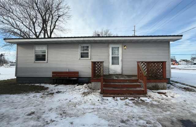 Spacious 2-Bedroom Home in Fulton! photos photos