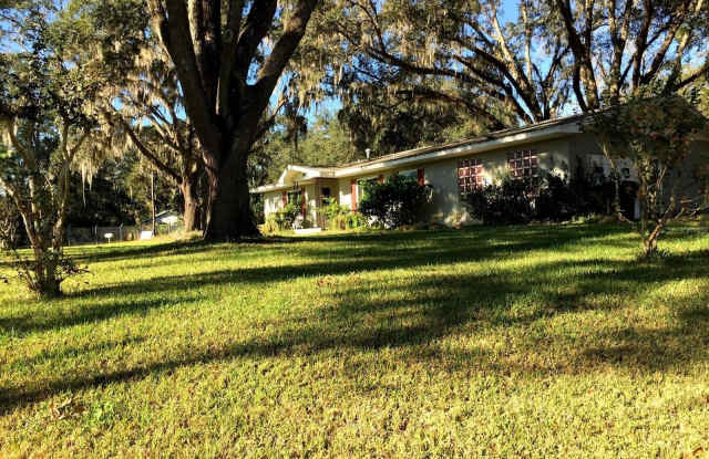 691 SE 19TH STREET photos photos