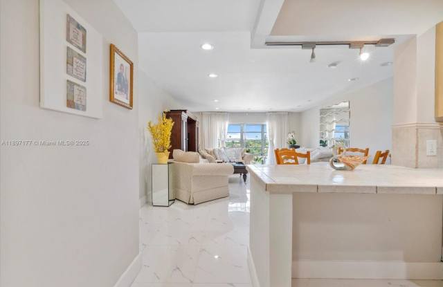 875 NE 195th St photos photos 875 NE 195th St photos photos