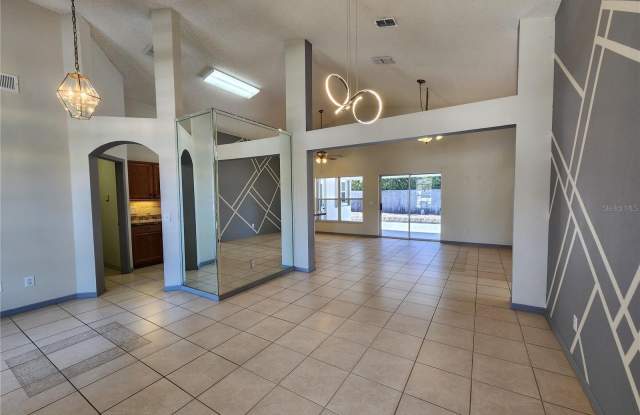 2303 LAUREL PINE Lane Gallery 2