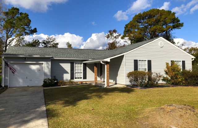 Home located in the heart of Havelock! photos photos