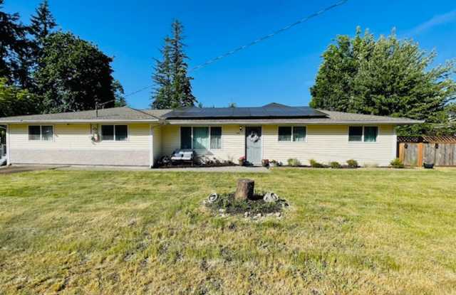 Beautifully Remodeled Rambler in Maple Valley Gallery 1