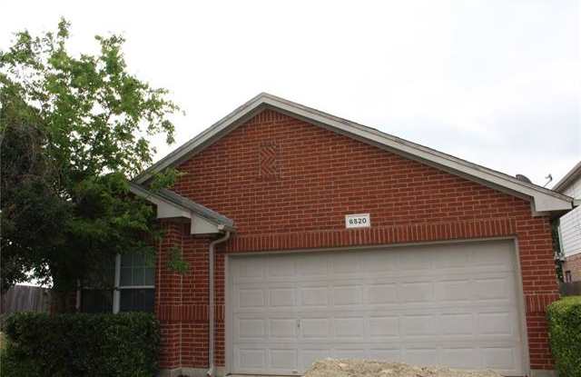 6520 Geneva Lane Gallery 2