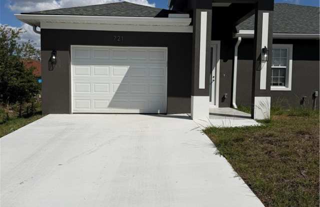 721 Ivan Avenue S photos photos