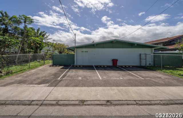 $3100 / 2 Bed / 1 Bath / 1 Parking IN WAIALUA Gallery 1