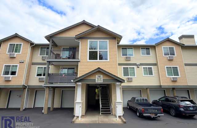 MOVE-IN SPECIAL! | Tanasbourne 2BR/2BA Condo - Balcony, A/C & Covered Parking photos photos