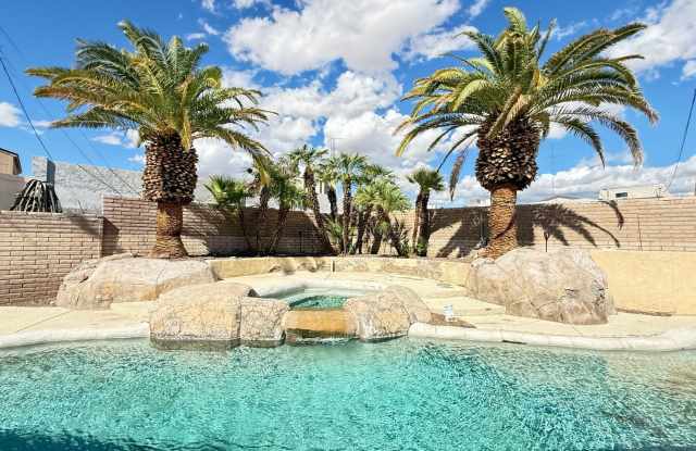 Pool home - Long term - Unfurnished Gallery 4