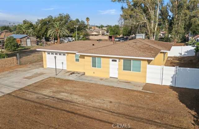 9219 Colorado Avenue photos photos