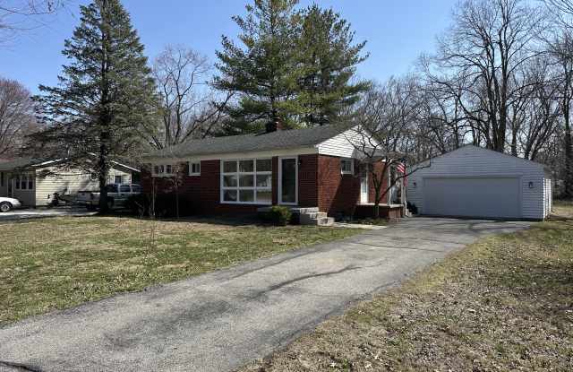 1005 E Huntstead Ln - 1005 East Huntstead Lane, Indianapolis, IN 46227