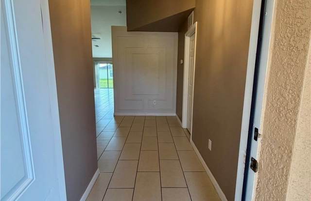 4124 Skyline Boulevard Gallery 4
