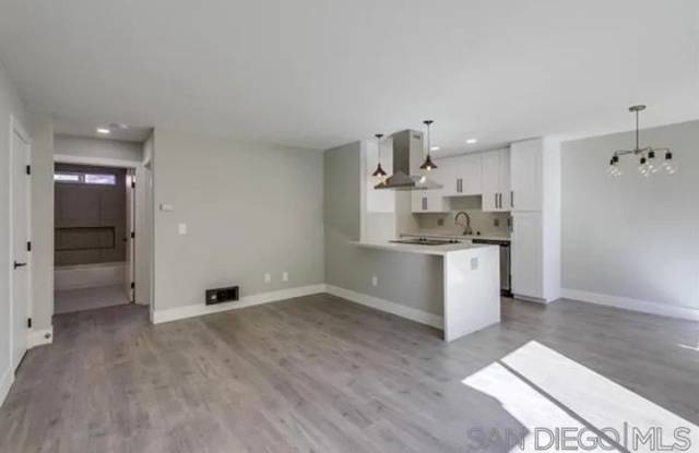 9574 Carroll Canyon Rd unit: 156 photos photos