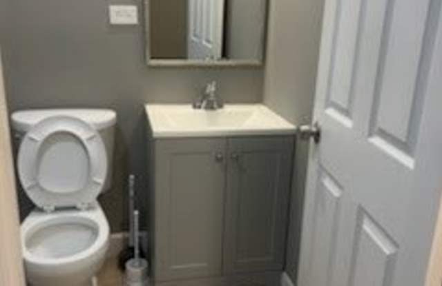 405 27th Court Gallery 3