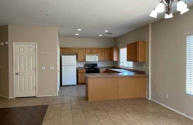 8850 W HILTON Avenue Gallery 2