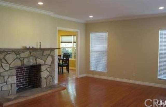 611 S Old Ranch Road Gallery 2