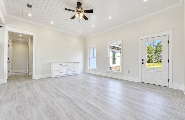 NEW CONSTRUCTION HOME FOR RENT IN WAYNE TERRACE! Gallery 3