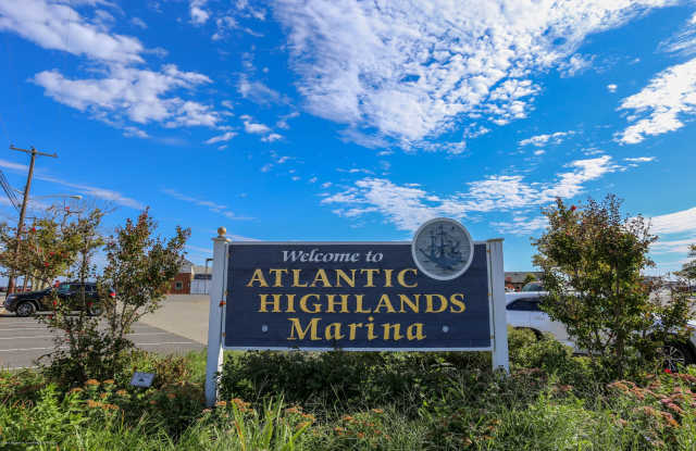 35 Ocean Boulevard - 35 Ocean Boulevard, Atlantic Highlands, NJ 07716