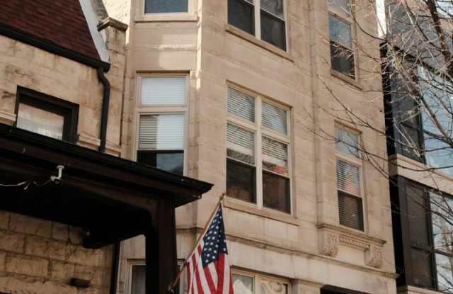 1342 N Claremont Avenue unit: 2R photos photos 1342 N Claremont Avenue unit: 2R photos photos