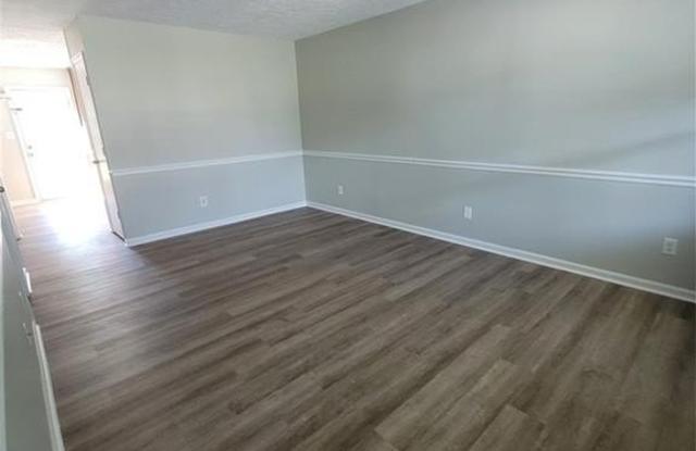 7512 Camp Okee Drive Gallery 2