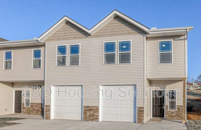 2912 S Harvard Ave C - 2912 South Harvard Avenue, Independence, MO 64052