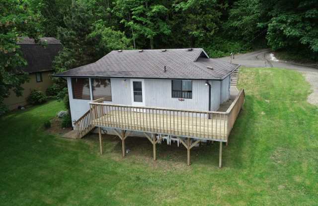 WATERFRONT Two Bedroom Home Available for Rent! - 4428 Rue Villa Street Northeast, Kitsap County, WA 98310