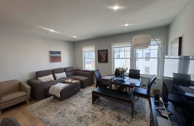 137 Falcon St. photos photos