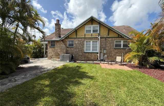 5025 SW 64TH AV photos photos