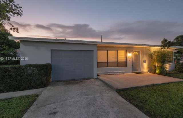 1101 NE 24th Ct photos photos