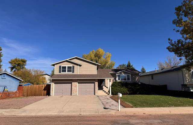 3 Bedroom, 2.5 Bath with AC Gallery 3