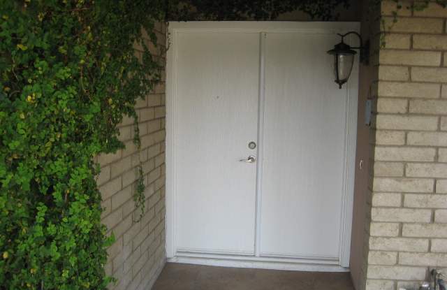 3722 W GRANDVIEW Road Gallery 2