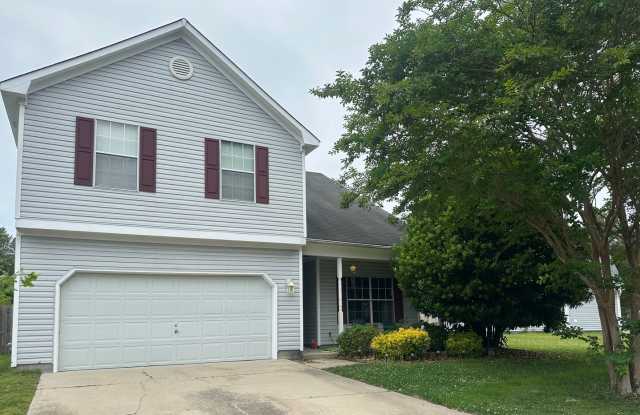 3 Bedroom 2.5 Bath Single Family Home - 3008 Waterjump Crescent, Suffolk, VA 23435