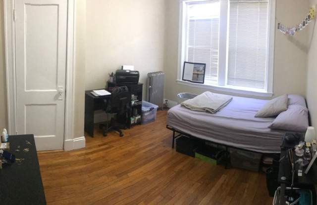 2 Bed on the Green Line for August Gallery 4