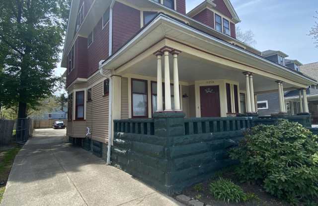 11206 Ashbury Avenue - 1 Gallery 2