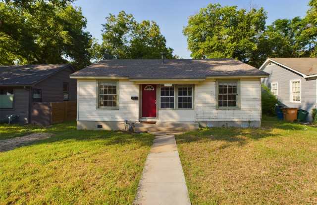 713 Harris Ave photos photos