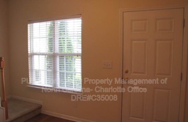 3532 Draycott Avenue Gallery 3