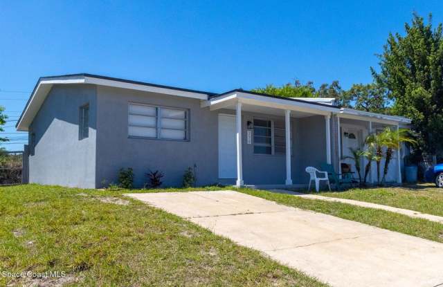 230 West Towne Place - 1 photos photos