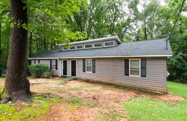 **WEST ATHENS DUPLEX** 2 Bed/1 Bath, JUST RENOVATED--SEE PICS! photos photos