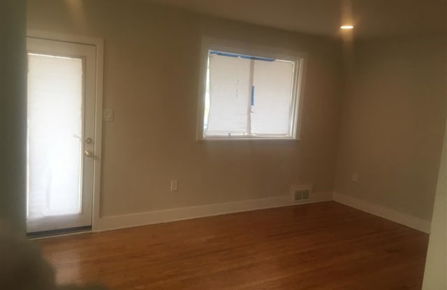3907 S STREET SE Gallery 3