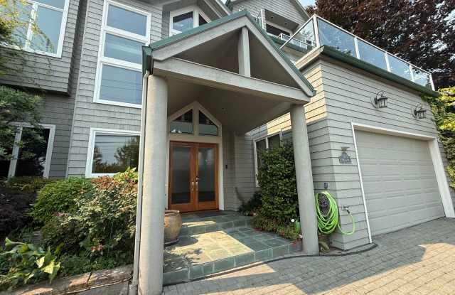 Highly desirable Mercer Island home. photos photos