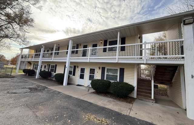 4021 S RICKETTS Avenue unit: 8 photos photos