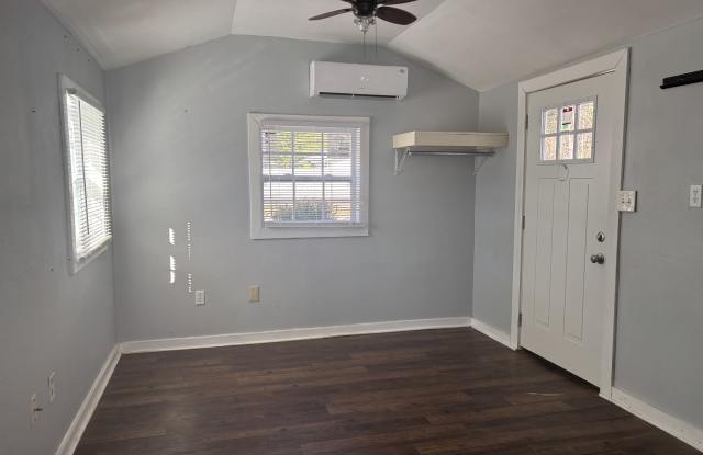 2015 Hardy Street - A photos photos