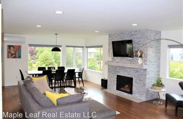 1531 35th Ave - 1531 35th Avenue, Seattle, WA 98122